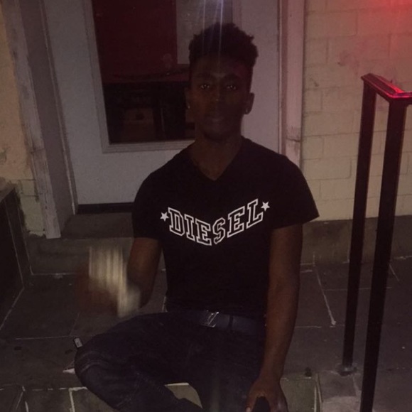 Meet your Posher, Andrew - Picture 1 of 1